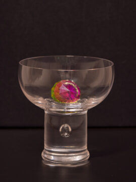 Fotos presentades per a l’exposició MIREM A TRAVÉS D’UN OBJECTE TRANSPARENT